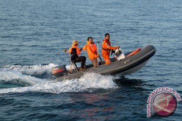 Pencarian korban kapal tenggelam di Makassar diperluas