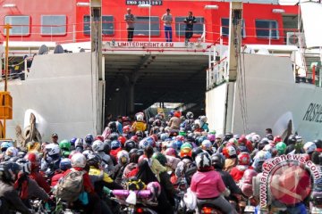 37 persen pemudik belum kembali ke Pulau Jawa