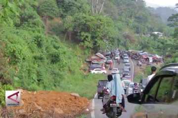 Jalan alternatif atasi kemacetan di Sumbar