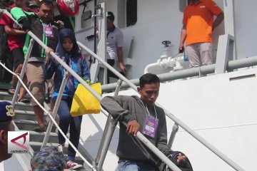 6 Kapal bawa ribuan pemudik gratis tiba di Tanjung Emas