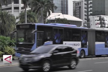 Naik bus pengumpan digratiskan