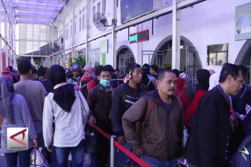 Puncak mudik stasiun Senen diperkirakan H-2