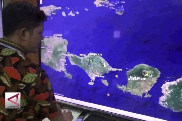 Waspada, abu vulkanik Gunung Agung ke arah barat