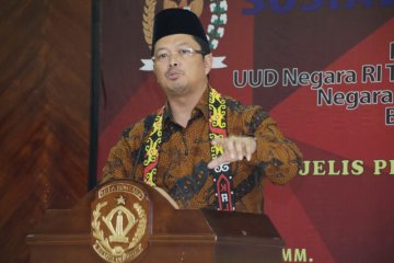 Mahyudin setuju kepemilikan ponsel diawasi