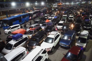 Puncak mudik Pelabuhan Merak