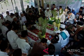 Haul KH Sholeh Darat