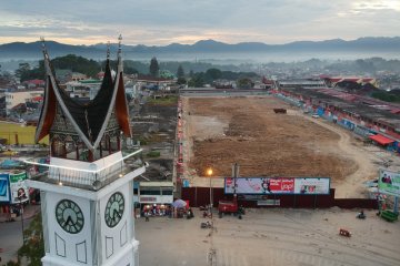 Rekonstruksi Pasar Atas Bukittinggi