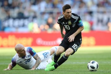 Messi lebih baik daripada Maradona