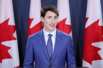 PM Kanada Trudeau hadapi tuduhan pelecehan seksual, meminta maaf