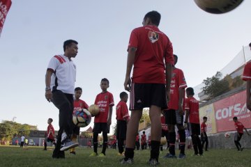 Coaching Clinic Widodo C Putro