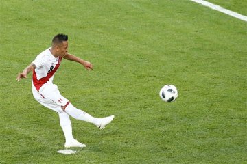 Penalti Cueva melambung, Peru vs Denmark tanpa gol babak pertama