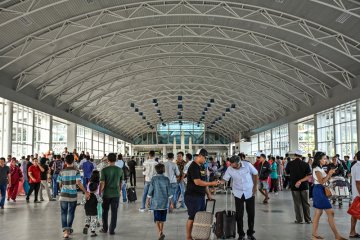 Penumpang arus mudik di Bandara Lombok naik 9 persen