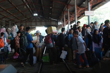 Mudik Awal Santri Jombang