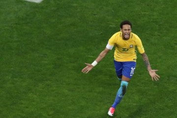 Pulih dari cedera, Neymar langsung bikin gol saat Brasil tundukkan Kroasia 2-0