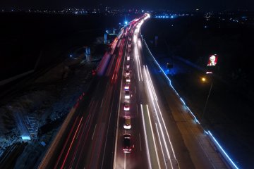 Tol Jakarta-Cikampek relatif lancar