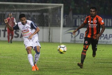 Arema lepas dari zona degradasi setelah menang 1-0 atas Perseru