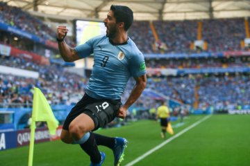 Uruguay lolos ke 16 besar Piala Dunia