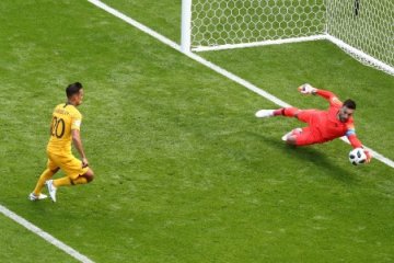 VAR picu kontroversi setelah penalti perdana di Piala Dunia