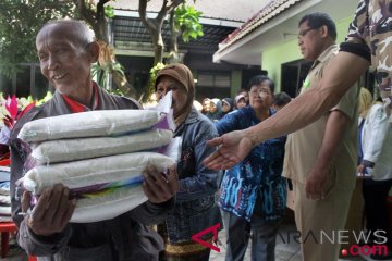 Beras keluarga Pra Sejahtera