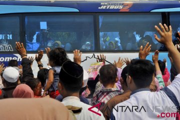 Melepas Jemaah Haji Banten