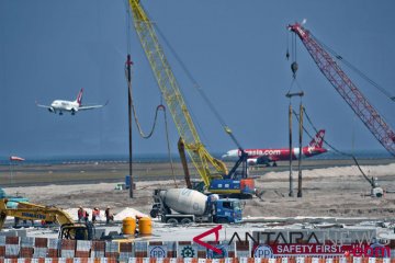 Kejar target penyelesaian proyek bandara Bali