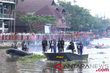 Obor Asian Games di sungai Martapura