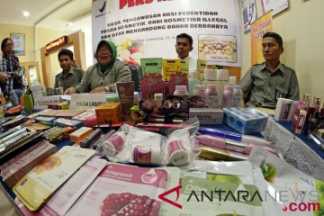 Digrebeg gudang kosmetik ilegal di Jakarta Utara