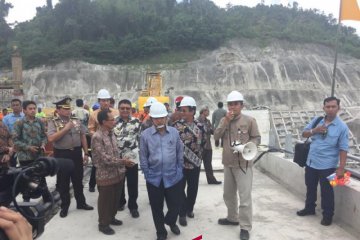 Wakil Presiden RI, Jusuf Kalla tinjau proyek PLTA Poso