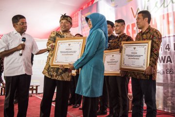 Wisuda Desa Sejahtera Mandiri