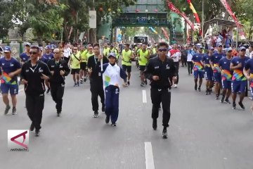 Rombongan sepeda ontel semarakkan torch relay di NTB