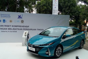 Toyota sediakan 12 Prius untuk penelitian mobil listrik pemerintah