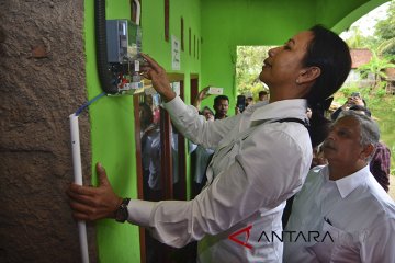 0,01 persen penduduk Jabar belum teraliri listrik