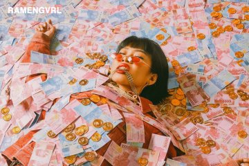 Ramengvrl rilis single anthemic baru, "CA$HMERE"