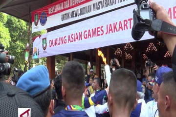 Obor Asian Games Disambut Warga Solo