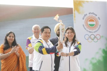 Susy mulai pawai obor Asian Games dari India