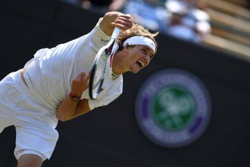 Petenis Alexander Zverev kalahkan kakaknya di Washington