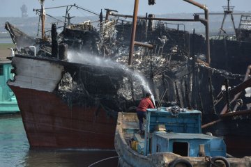 Polresta Denpasar belum tetapkan tersangka kebakaran 40 kapal