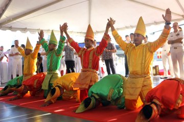 Penampilan tari saman di Hawaii