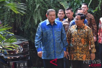 Prabowo Subianto tiba di kediaman SBY