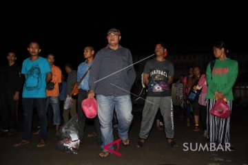 DEPORTASI PEKERJA MIGRAN INDONESIA