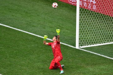 Kesalahan kiper Uruguay layak dimaafkan, kata Godin