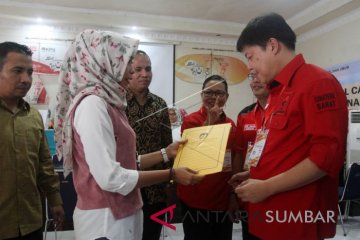 PENDAFTARAN BACALEG DPRD SUMBAR