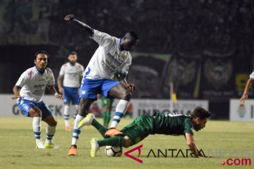 Persib juara paruh musim Liga 1