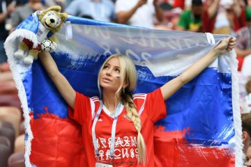 Galeri foto Piala Dunia saat Rusia menyisihkan Spanyol