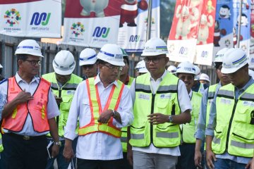 Tinjau Persiapan Uji Coba MRT