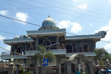 Gubernur Aceh letakkan batu pertama masjid di Lombok