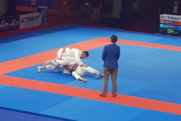 Kazakstan raih emas jujitsu kelas putra 77 kg