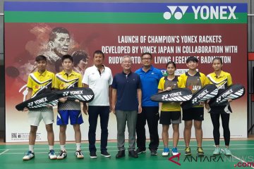 Rudy Hartono kolaborasi dengan Yonex ciptakan raket murah