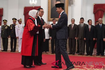 Jokowi saksikan pengucapan sumpah jabatan hakim konstitusi