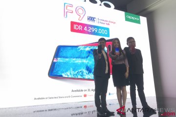 Resmi masuk Indonesia, ini harga Oppo F9